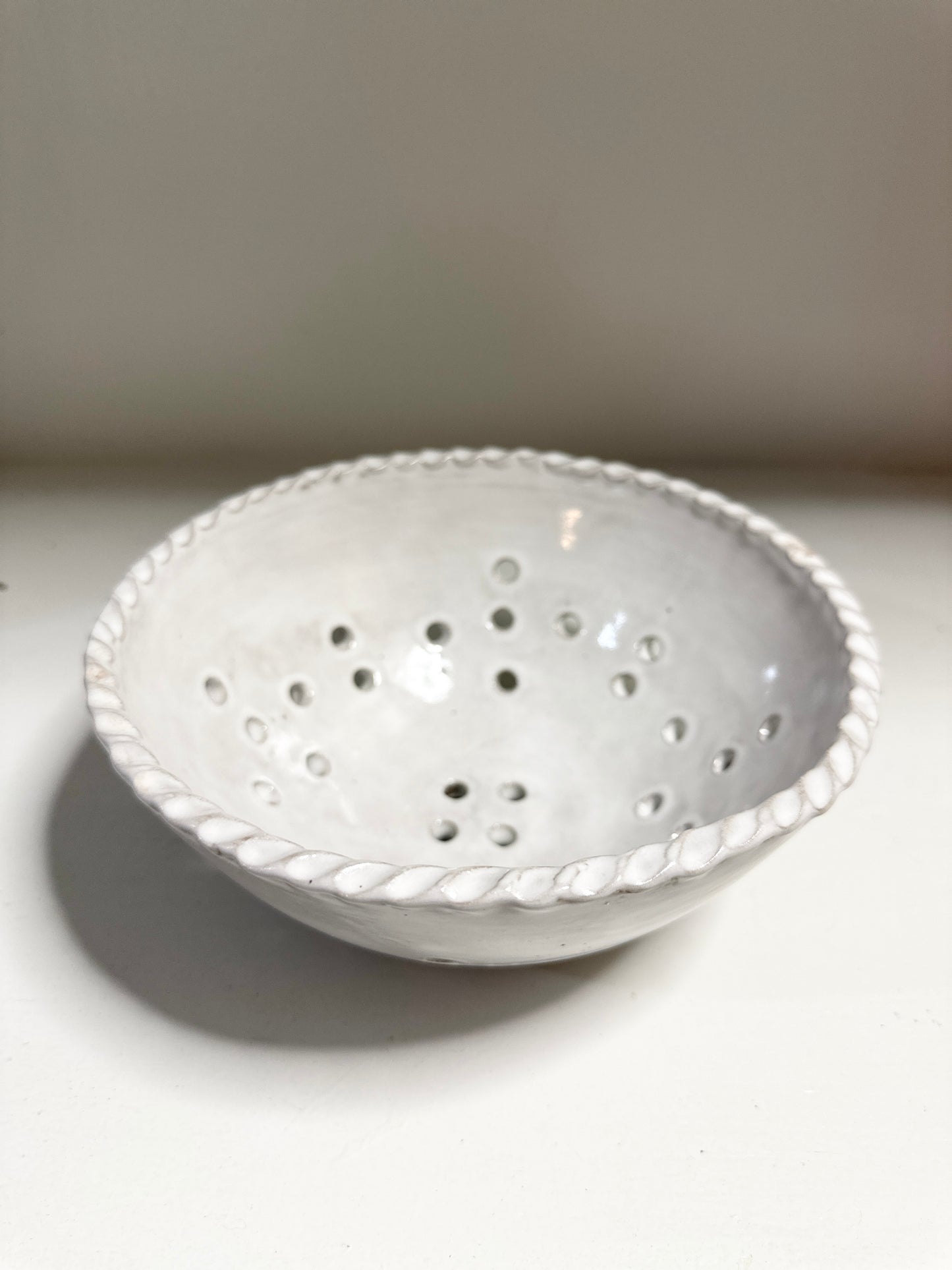 Crimped Rim Berry Bowl